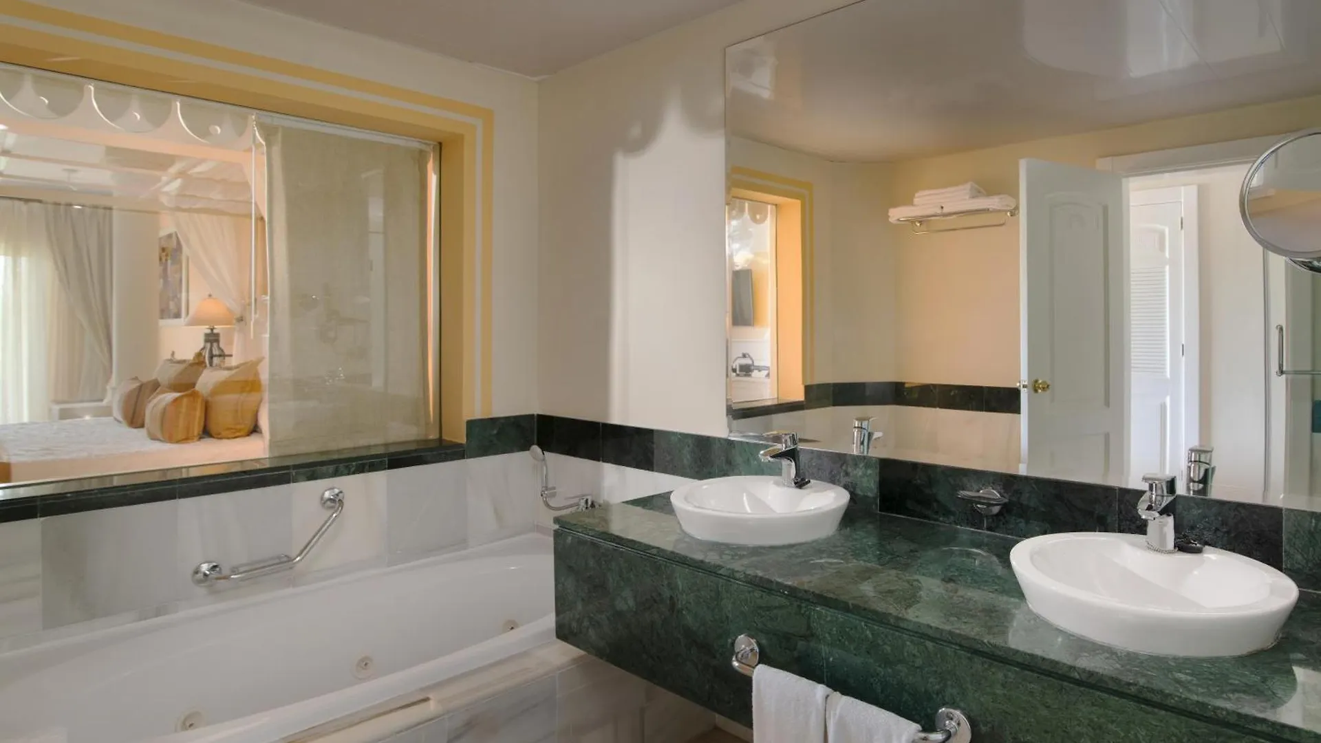 Bahia Principe Luxury Bouganville - Adults Only All Inclusive Soco