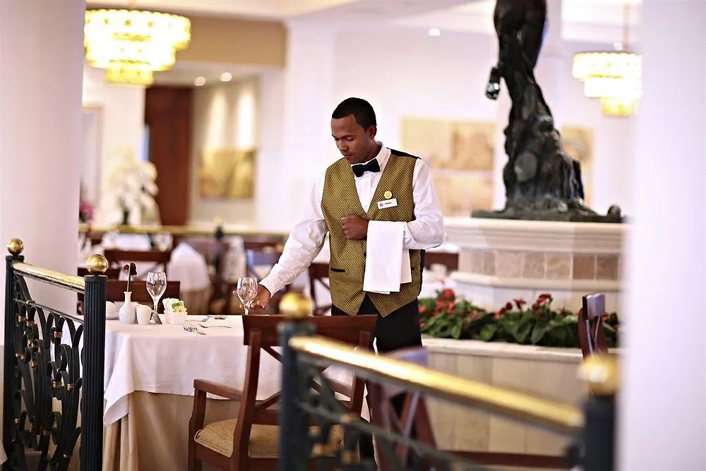 Bahia Principe Luxury Bouganville (Adults Only) Soco 5*,